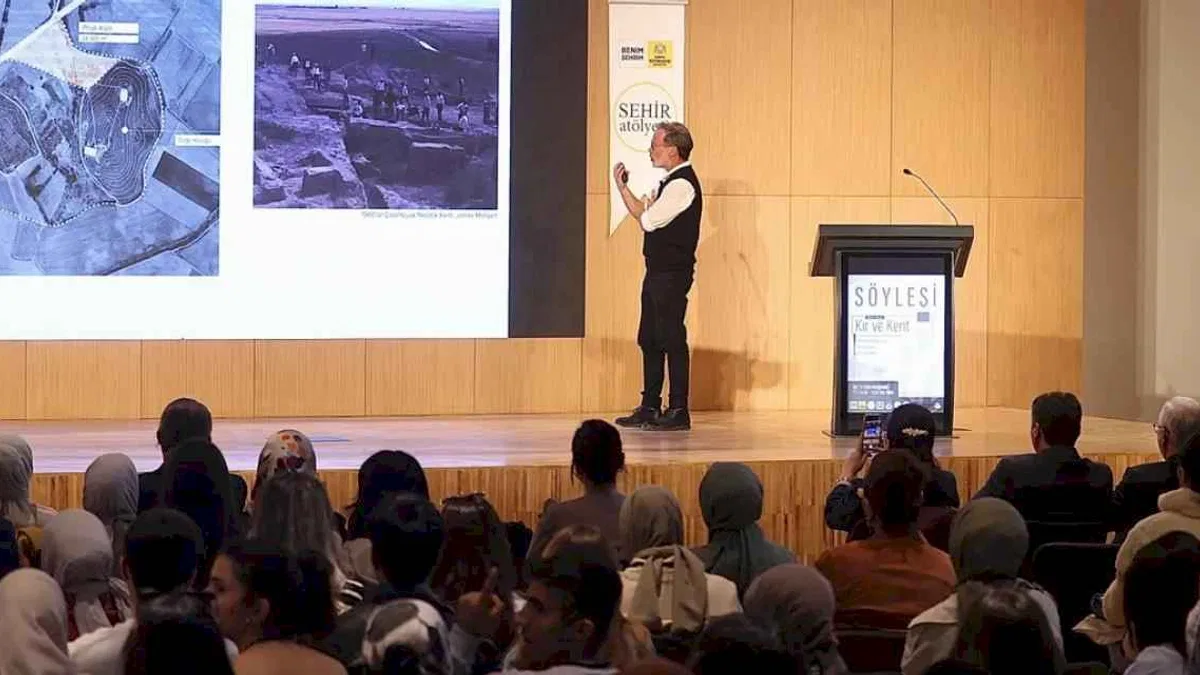 Konya Şehir Atölyesi'nden üniversitelilere 'kır-kent' söyleşisi