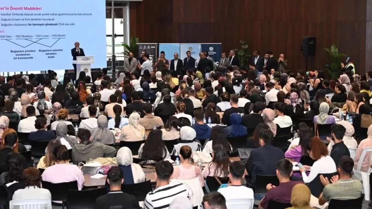 Malatya'da kütüphane yatırımları KPSS adaylarıyla buluştu