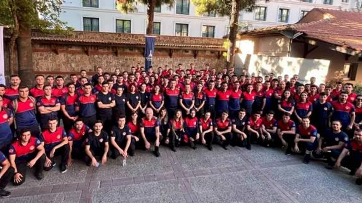 İzmir’in emektarları genç meslektaşlarıyla buluştu