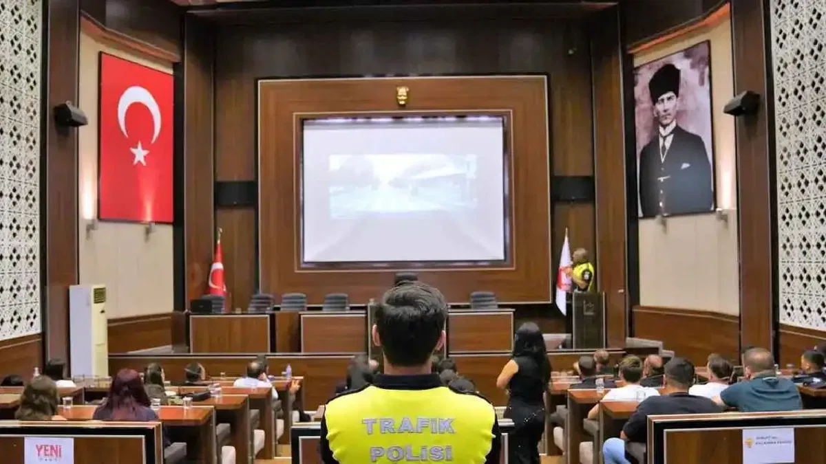 Keçiören Belediyesi personeline güvenli sürüş eğitimi
