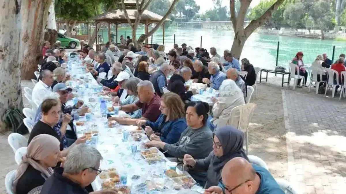 Mersin'de Emekli Evleri hizmetlerine devam ediyor