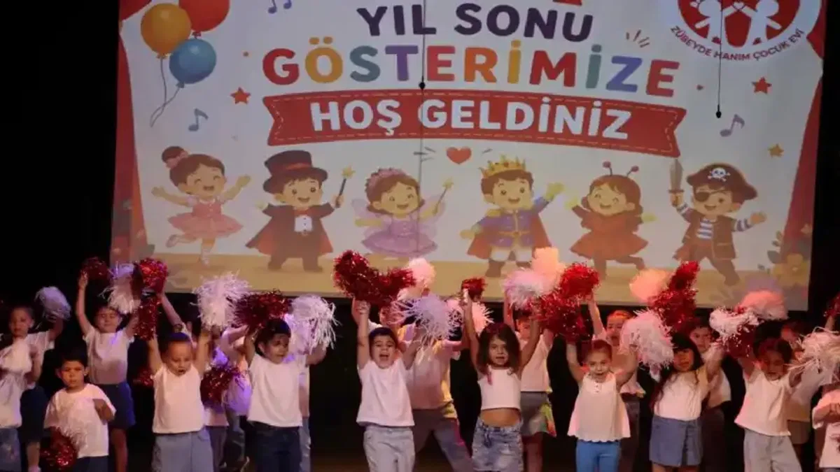 İstanbul'da Maltepe Belediyesi’nin kreşlerinde yılsonu heyecanı