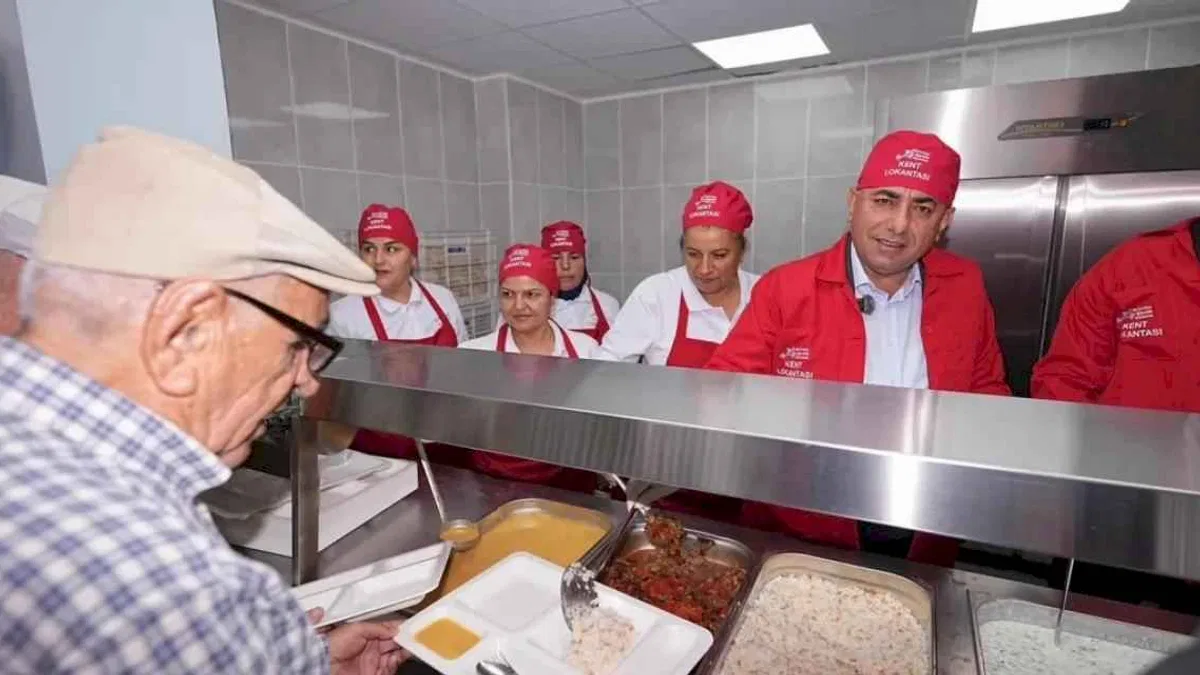Adana Büyükşehir Belediyesi Kent Lokantası halkın hizmetinde