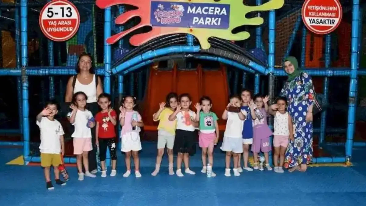 Bal Çocuk’un minikleri Çocuk Köyü’nde doyasıya eğlendi