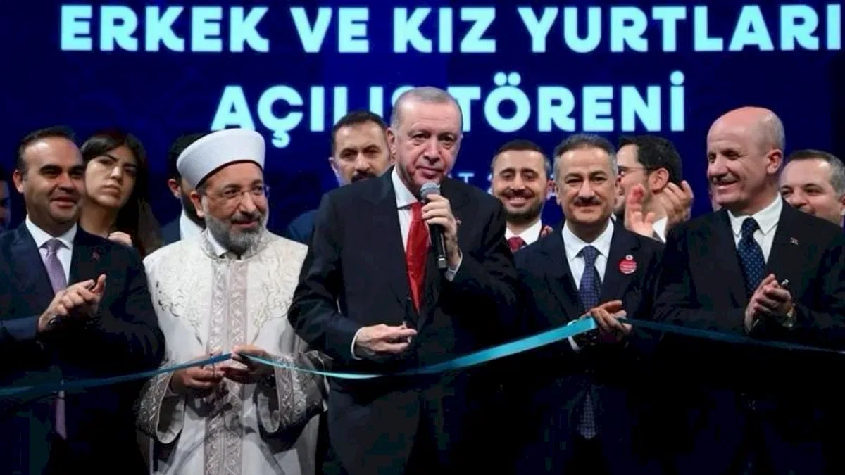 Erdoğan: Üniversitelerimiz Türkiye’nin vizyon merkezi olmalı