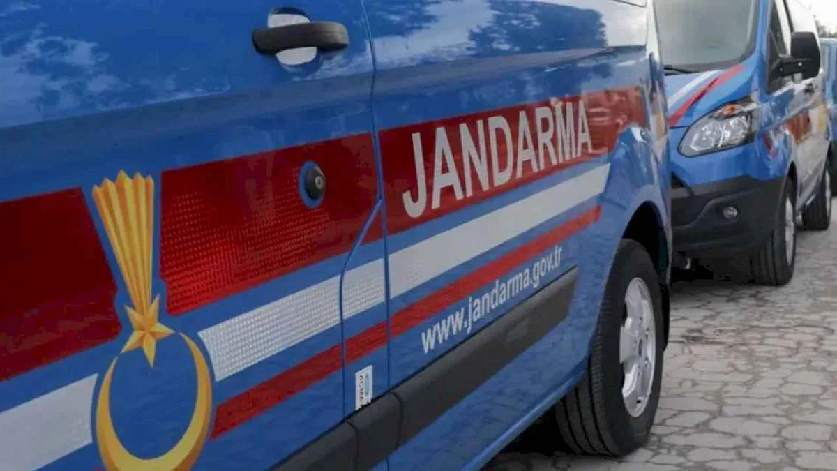 İstanbul’da DEAŞ terör örgütüne finansman sağlayan 19 şüpheliye operasyon