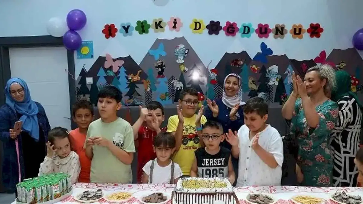 Kayseri'nin engelsiz çocuk evinde doğum günü etkinliği
