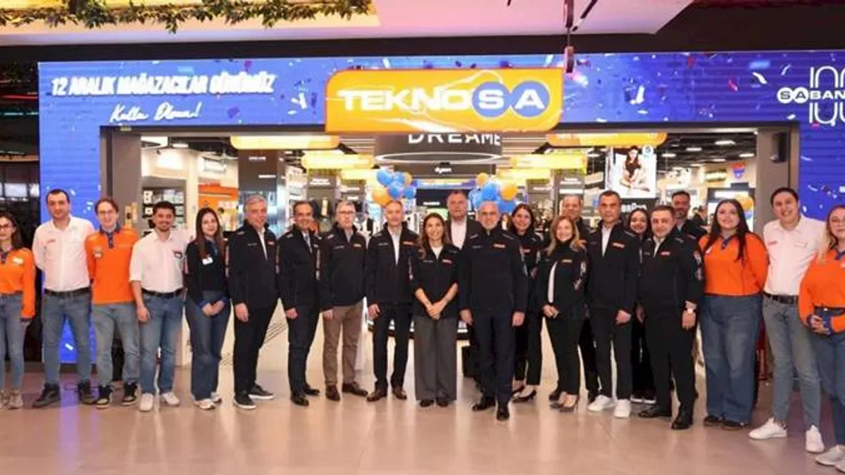 Teknosa Mağazacılar Günü’nü Çalışanlarıyla Birlikte Kutladı