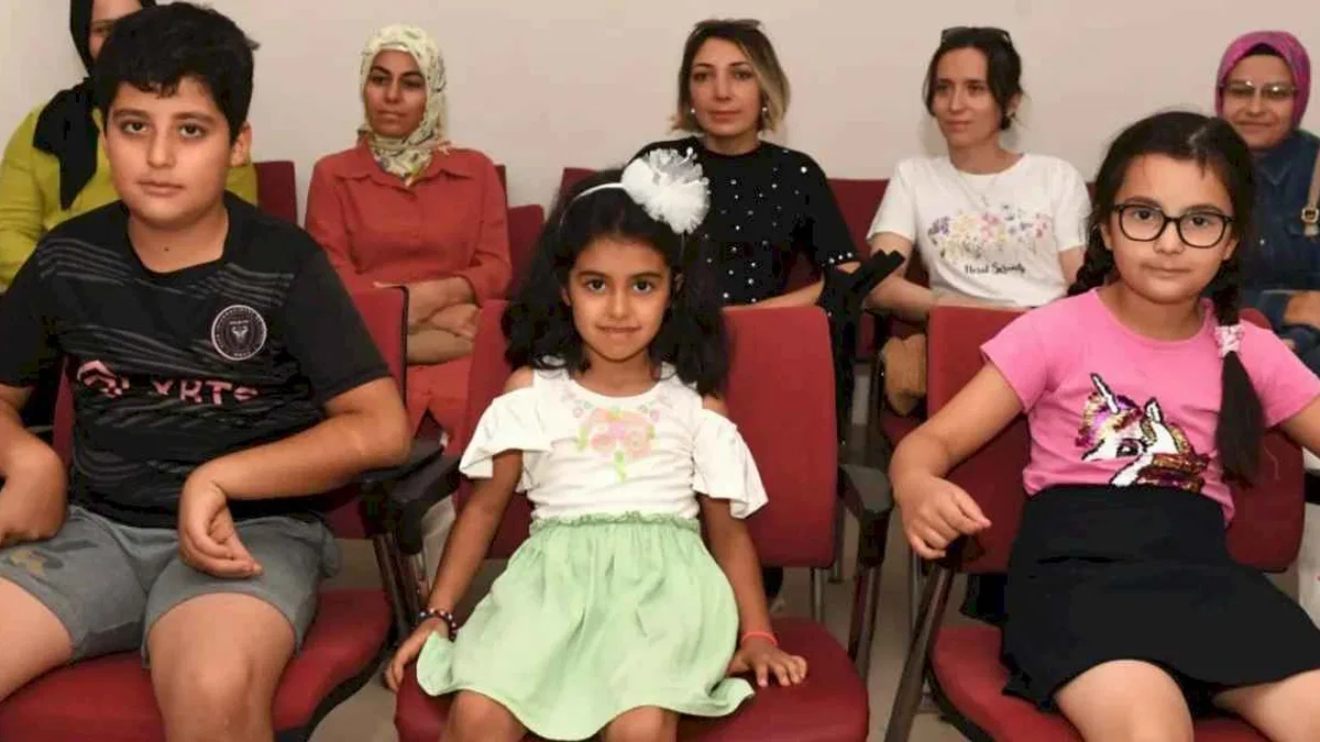 Bursa Osmangazi’de çocuklara mektup alışkanlığı kazandırıldı