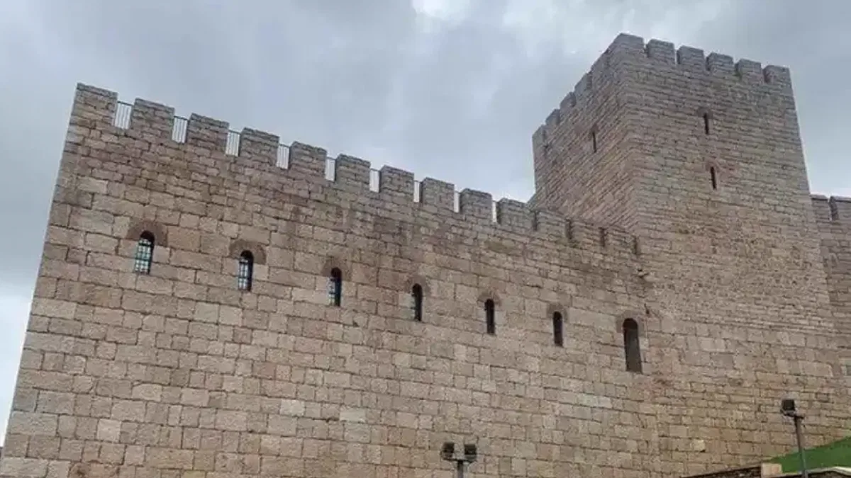 Bursa Zindan Kapı Müzesi, turistlerin ilgi odağı olmaya devam ediyor