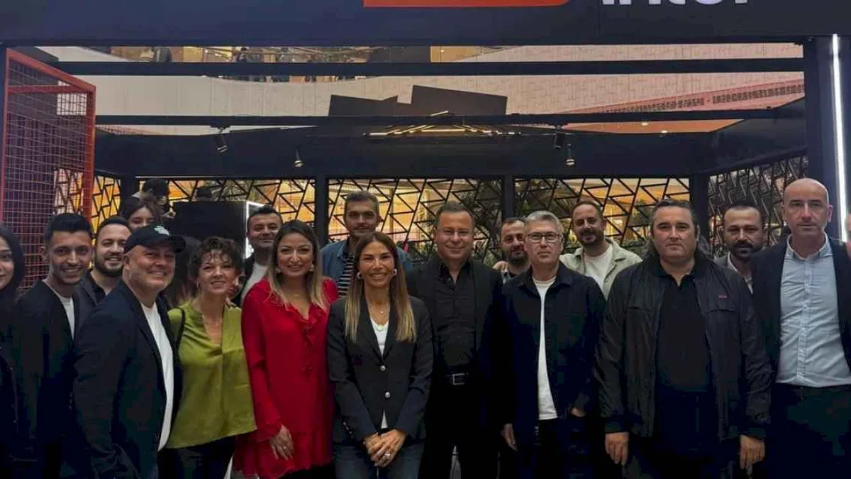 İstanbul’da RE:PLAY Rüzgârı Esti