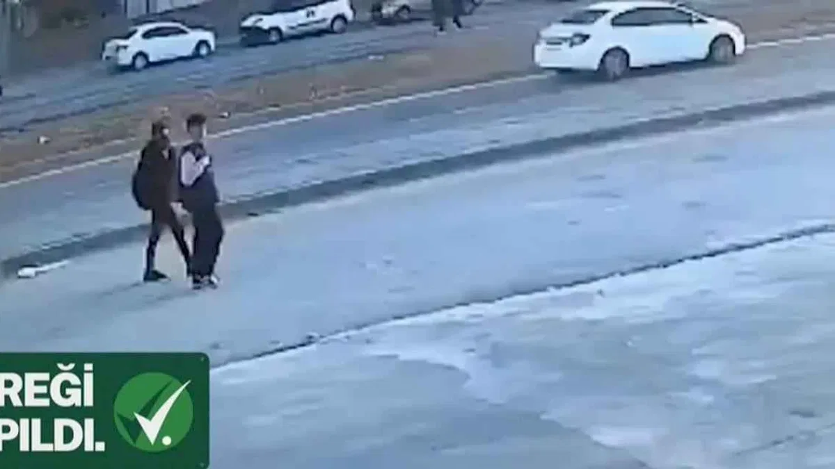 Bir magandalığın daha gereği yapıldı! Gaziantep’te okula giden çocuğa çarpan sürücü yakalandı!