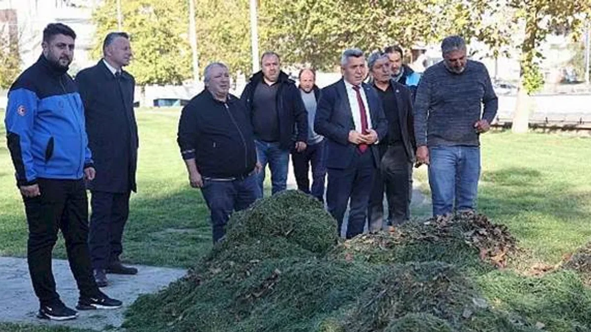 Kandıra Belediyesi Ekiplerinden Hummalı Çalışma