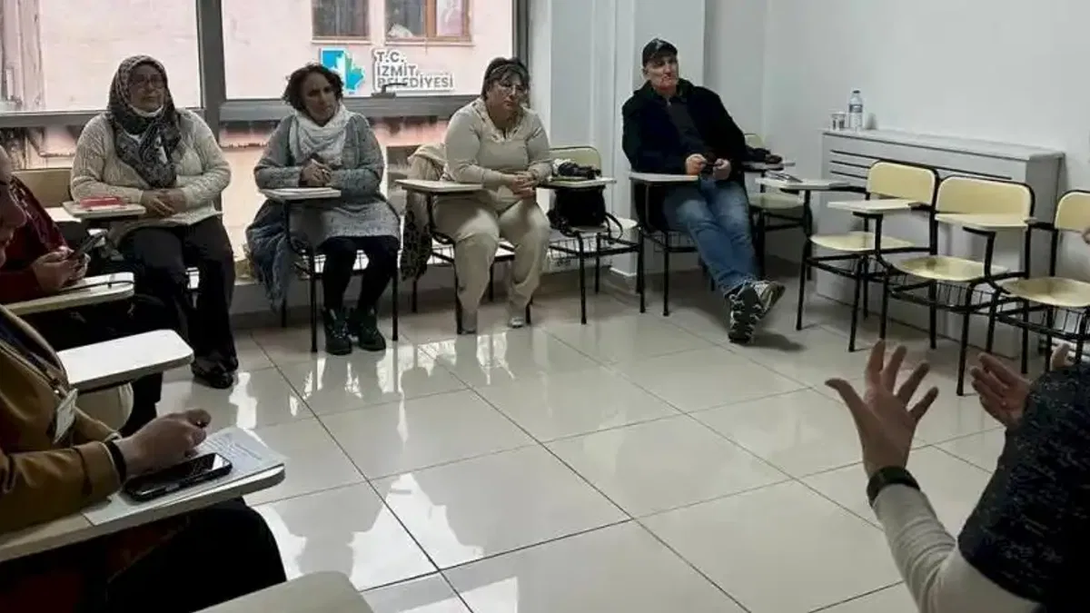 Engelsiz Ebeveyn Akademisi’nde gelecek planlaması konuşuldu