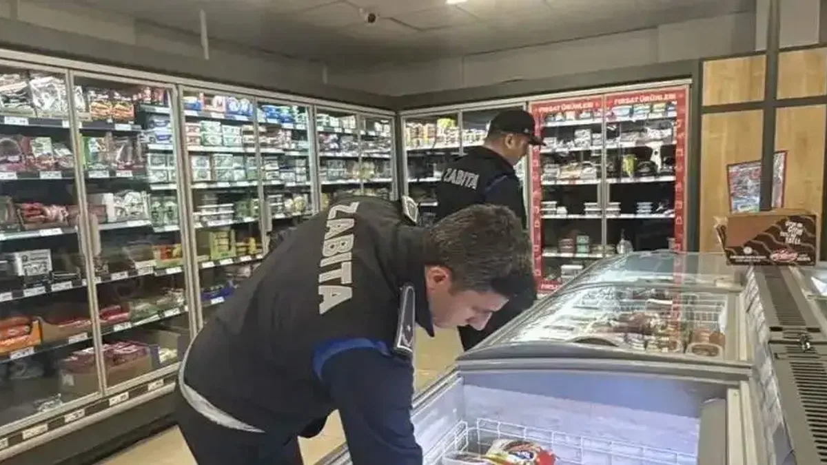 Zabıtadan marketlere sıkı denetim