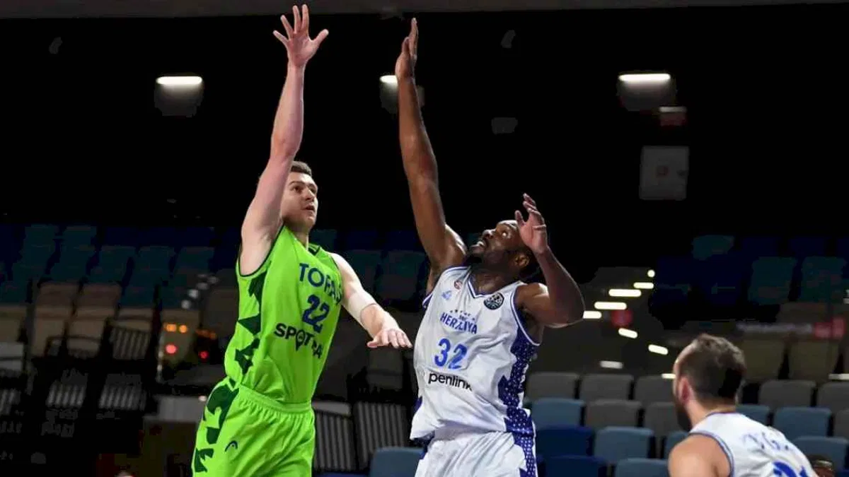 TOFAŞ Basketbol Şampiyonlar Ligi’nde İtalya deplasmanında