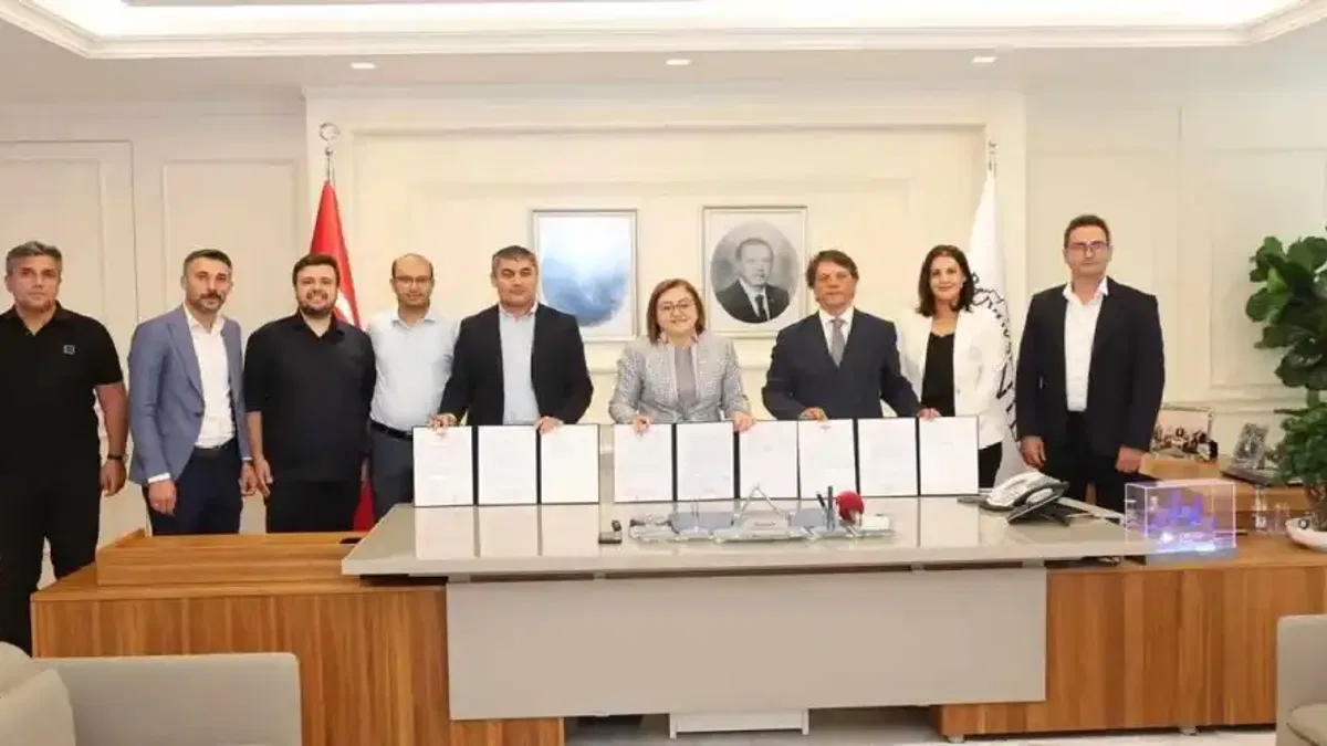Gaziantep'de Gazi Konut'tan tekstil mühendislerine konut protokolü