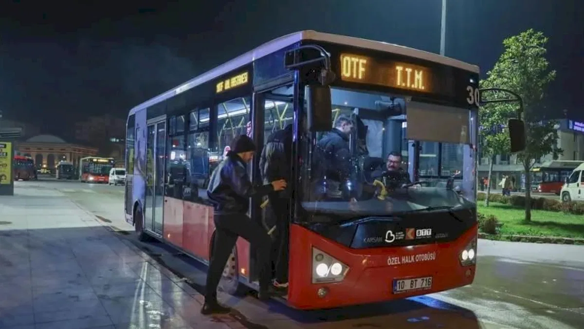 Balıkesir Büyükşehir’den öğrencilere ulaşımda büyük destek