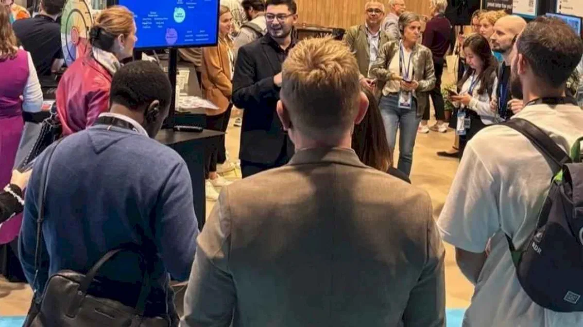 'Yapay Zeka Asistanı Selin' Paris’te Görücüye Çıktı