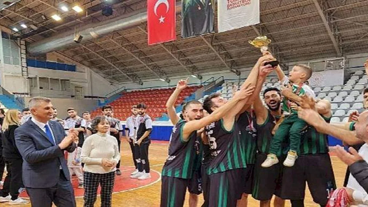 Değirmenderespor Basketbol Takımı Kocaeli Şampiyonu