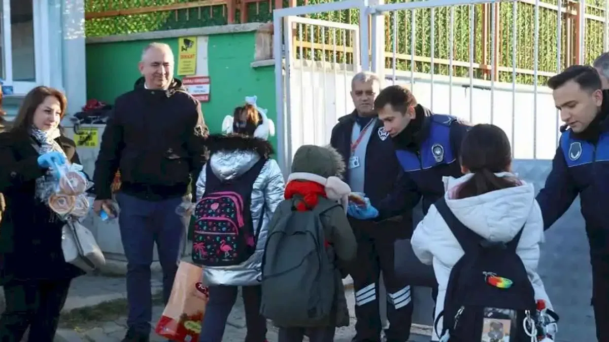 İzmir Güzelbahçe'den İmece örneği