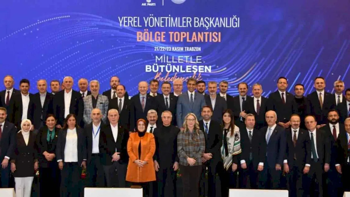 Trabzon’da Yerel Yönetimler Bölge Toplantısı tamamlandı