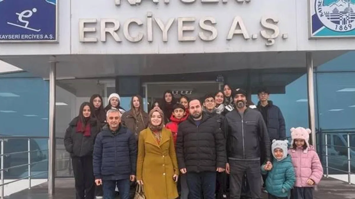 Erciyes'in zirvesinde öğrencilere uluslararası etkinlik