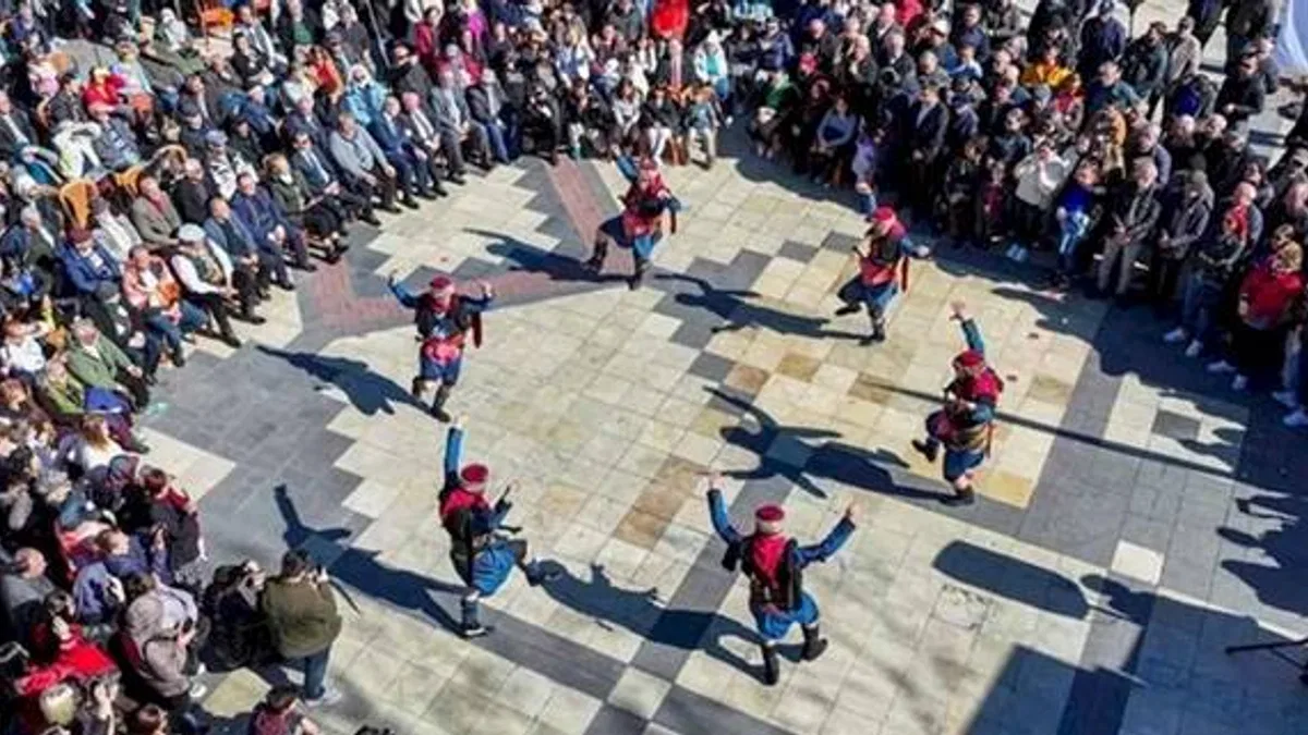 Denizli’de nevruz ateşi yandı