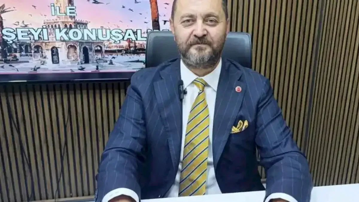 İzmir'de AK Parti'li Ünal’dan Karşıyaka Belediyesi’ne sert eleştiri