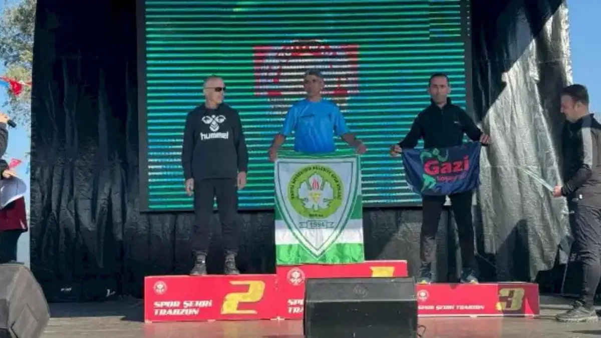 Ahmet Bayram, Trabzon’da fırtına gibi
