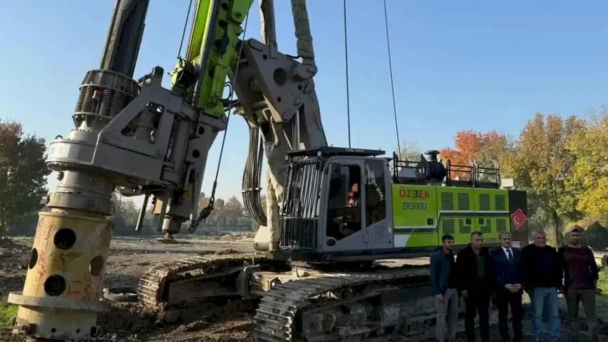 Sakarya’da Şehir Kütüphanesi için ilk kazma vuruldu