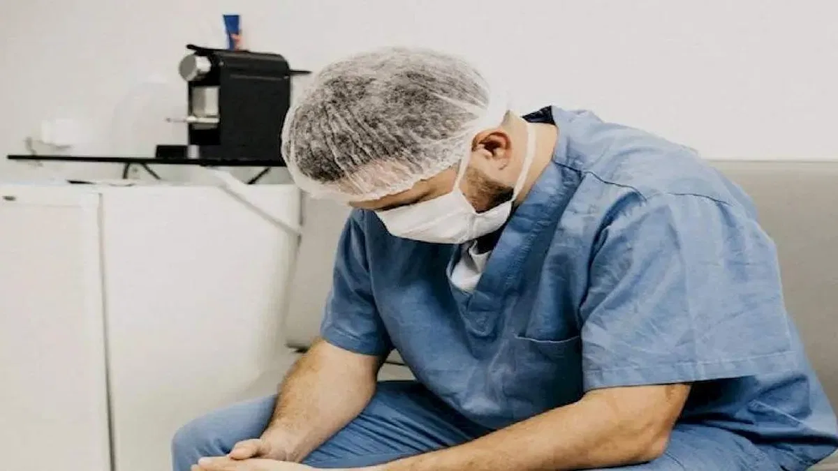 Doktor, Öğretmen, Sağlık Emekçileri İş Bırakıyor