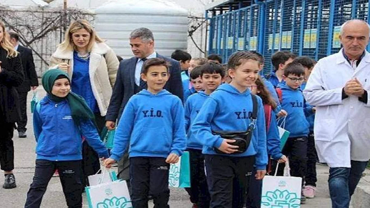 Öğrenciler yerel yönetimler konusunu yerinde öğrendi