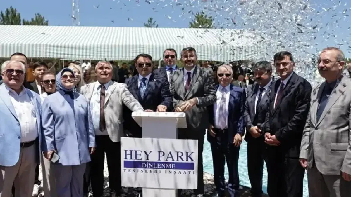 Kütahya'da Hey Park Dinlenme Tesisi’nin temeli atıldı