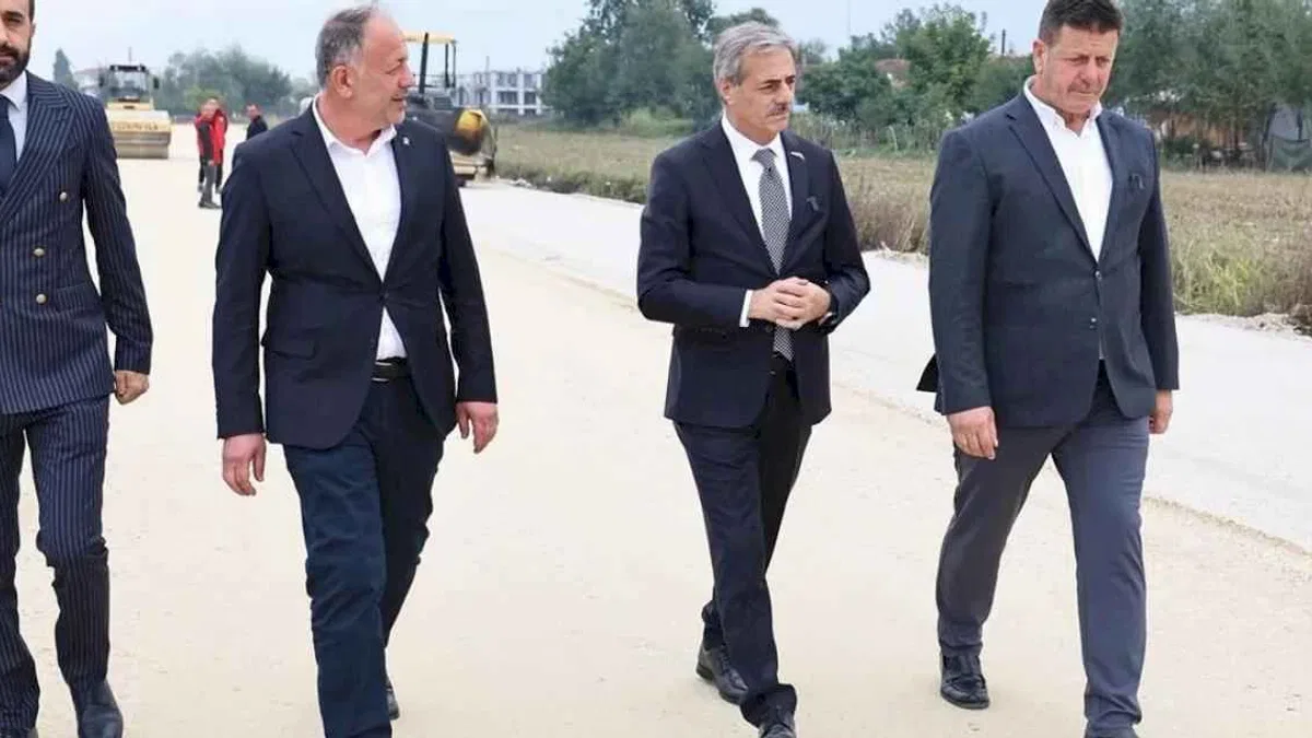 Başkan Alemdar Akyazı’da yatırımları inceledi