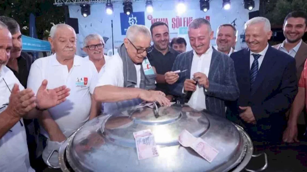 Kocaeli'de kazan açıldı, ilk helvalar dağıtıldı