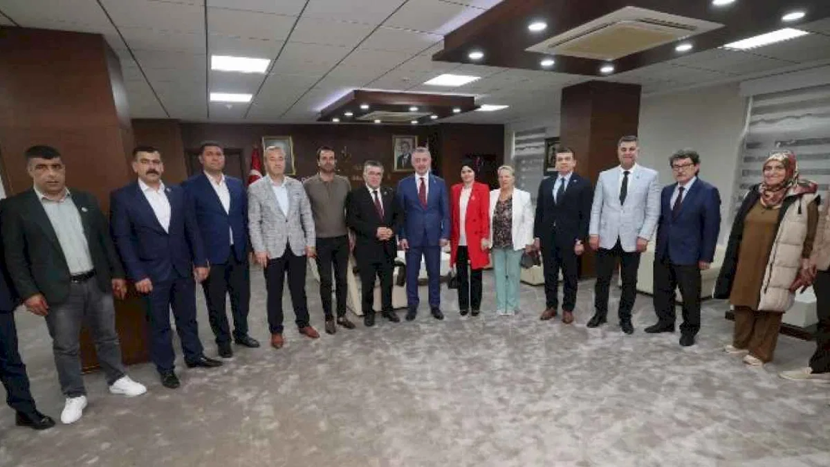 “Milletin emanetini en güzel şekilde taşıyoruz”