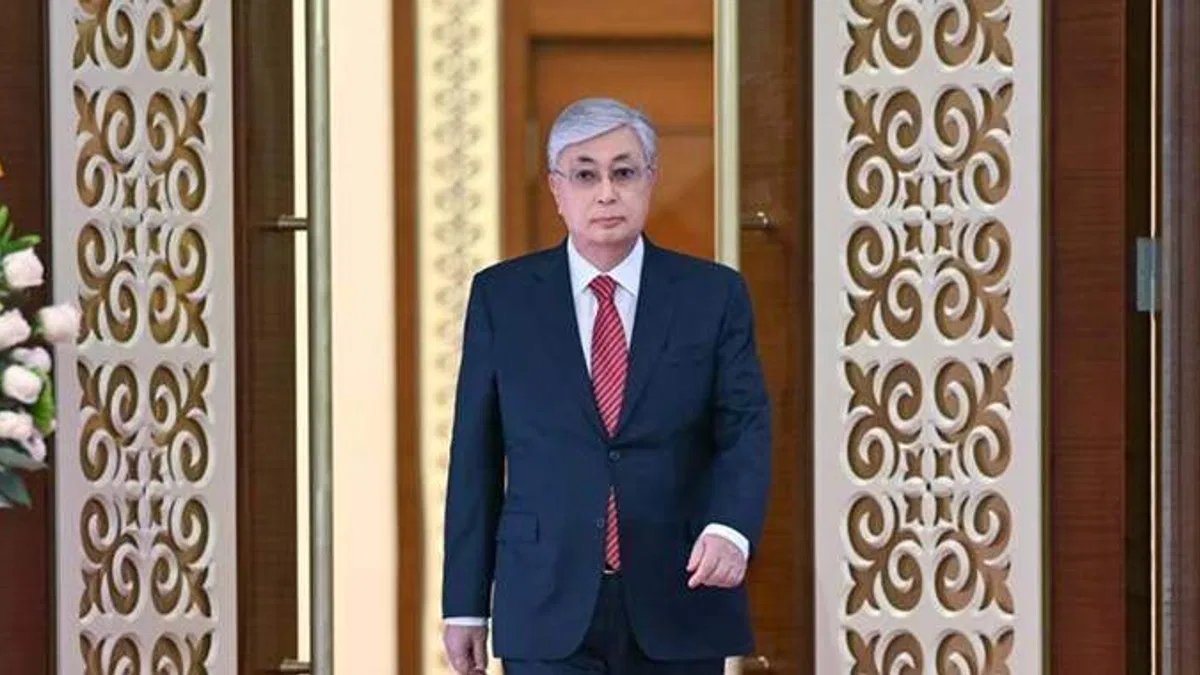 Kazakistan’da cumhurbaşkanlığı seçimini kazanan Tokayev, mazbatasını aldı