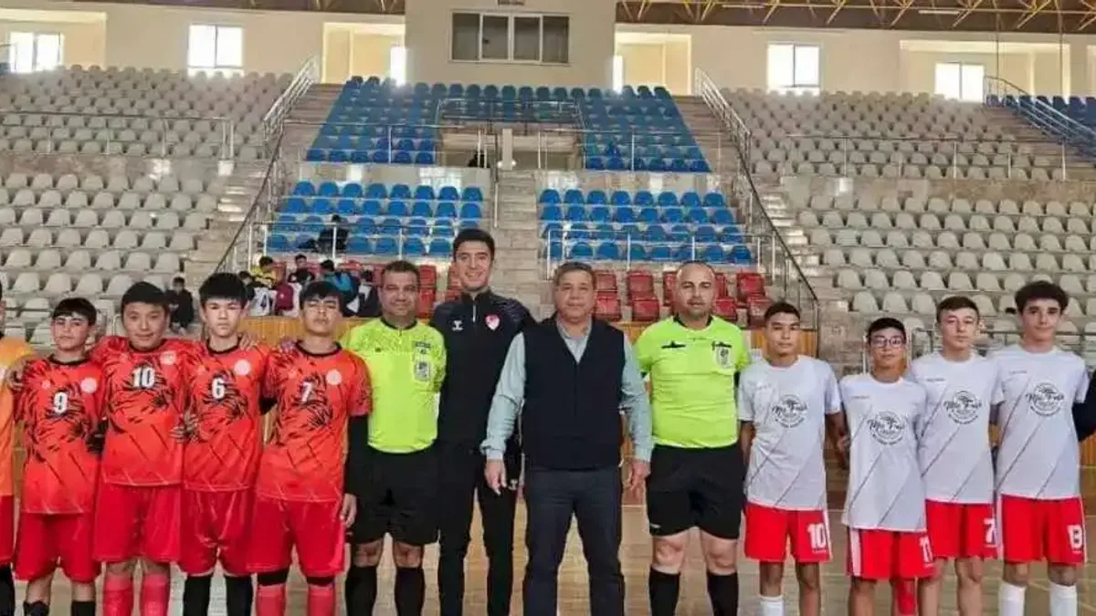 Futsal Şampiyonası Antalya'da başladı