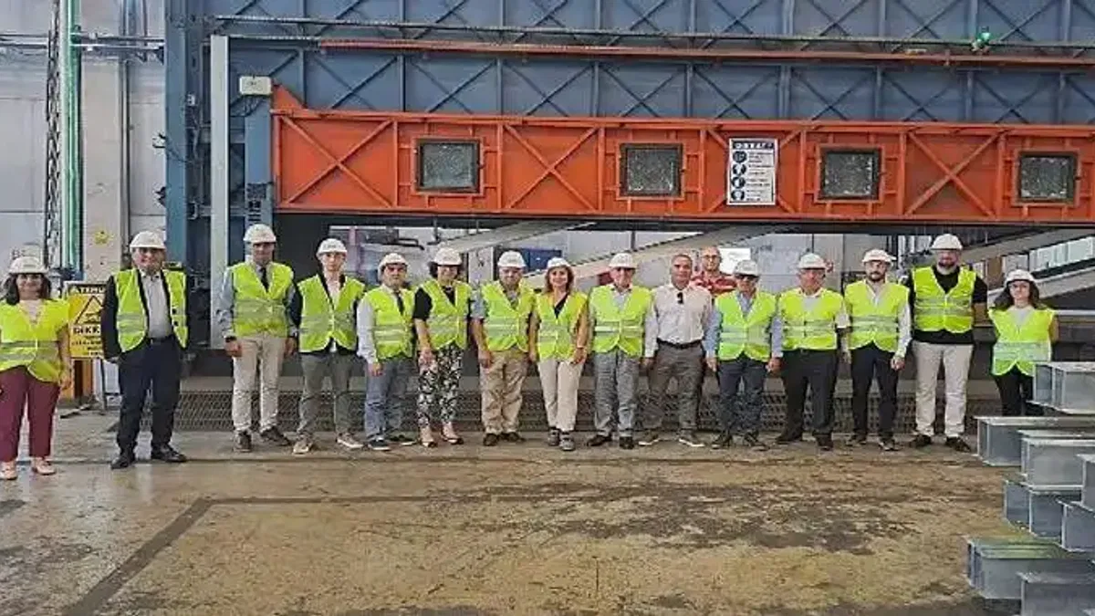 Ege Demir ve Demirdışı Metaller İhracatçıları Birliği Yönetim Kurulundan Kocaer Çelik'in İzmir Aliağa tesisine ziyaret