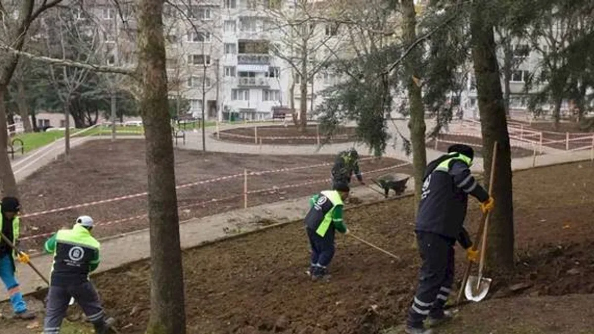 Bursa Yıldırım'da parklar yenileniyor