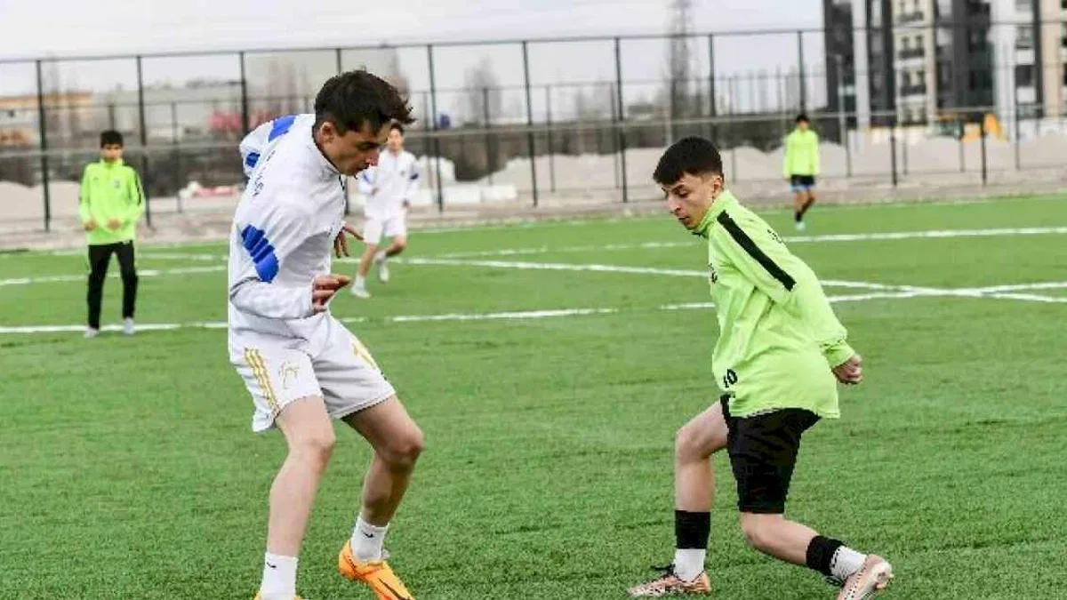 Spor Köyü'nde ilk maç