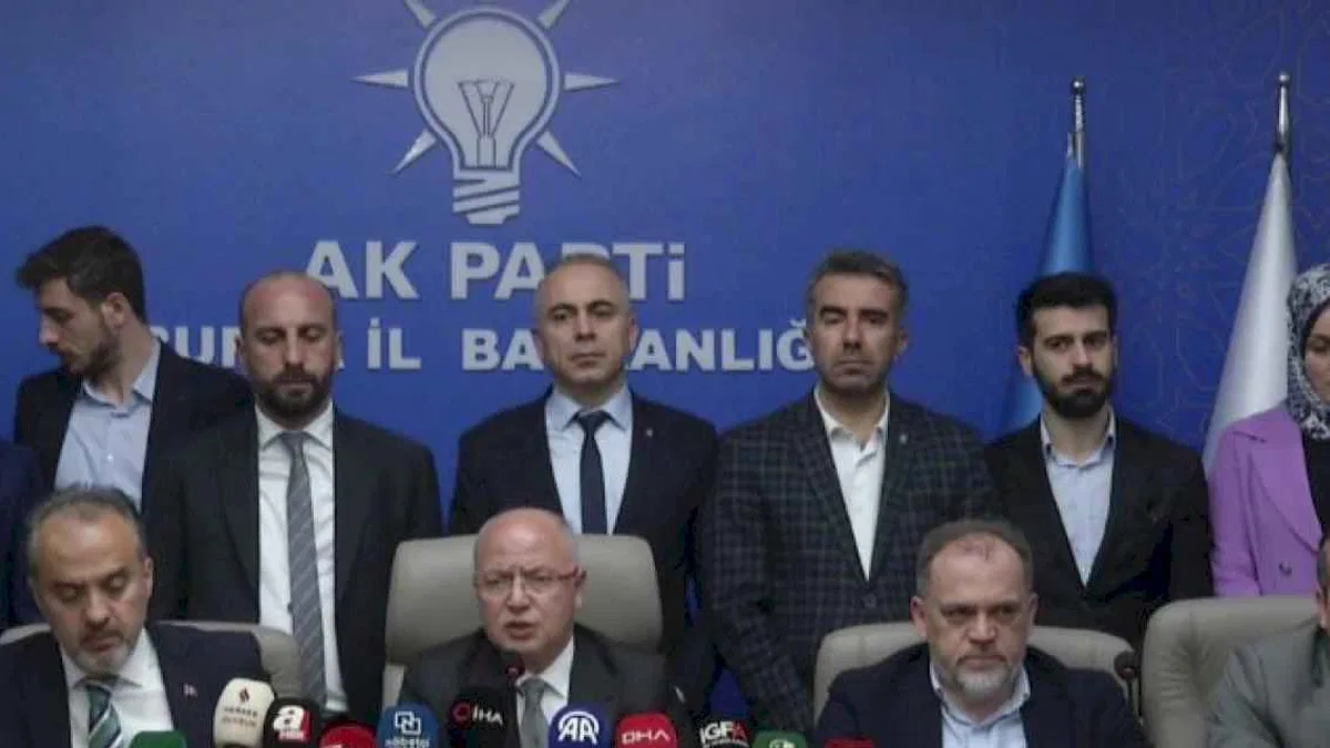 AK Parti Bursa'dan ilk açıklama... Alinur Aktaş: Tertemiz belediye bırakıyorum