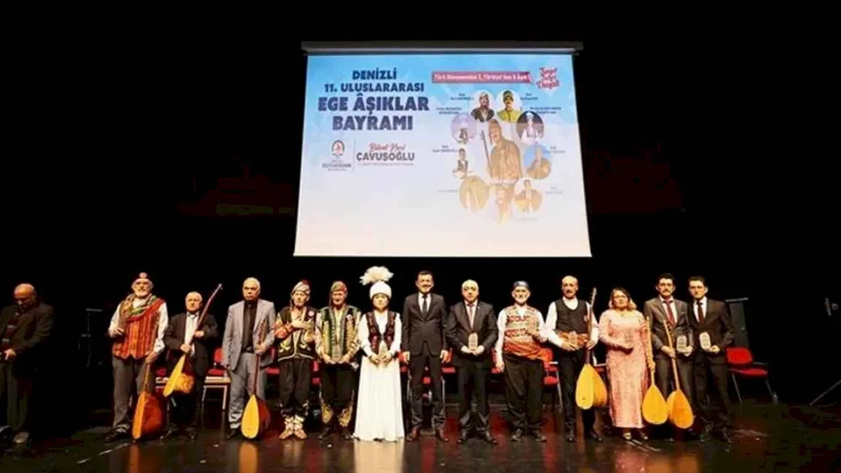 Denizli Uluslararası Ege Âşıklar Bayramı'na yoğun ilgi