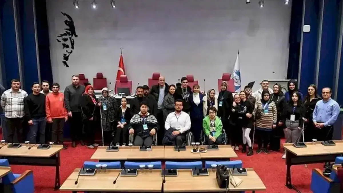 Kayseri Büyükşehir'de iş önünde engeller kalktı