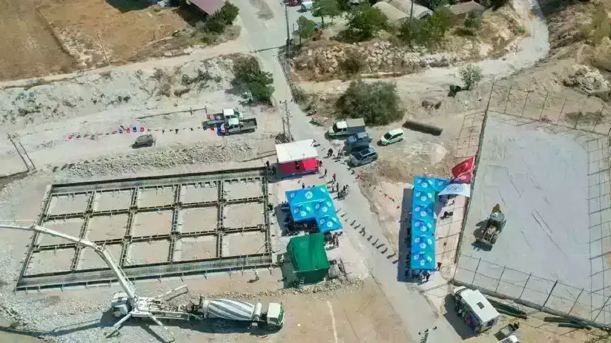 Milas’ta Bahçeburun Mahallesi’ne çok amaçlı sosyal alan geliyor