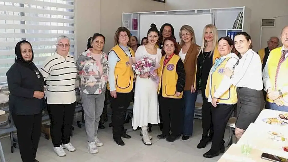 Çiğli Belediyesi'nden Kadınlara Eğitim Desteği: Okuma Yazma Kursu