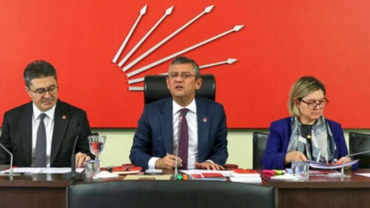 CHP'nin belli olan 227 belediye başkan adayının tam listesi