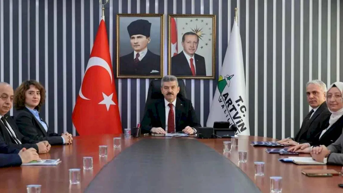 Artvin'de 'istihdam ve mesleki eğitim' toplantısı