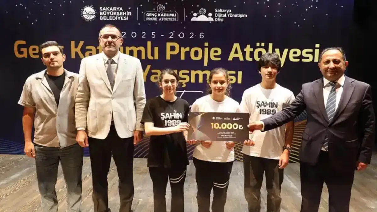 Sakarya'da genç katılımlı proje fikirleri ödüllendirildi